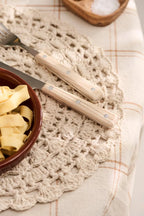 Dækkeserviet hulmønstret hæklet