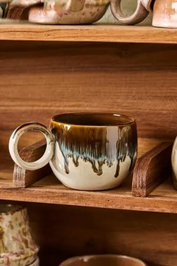 Krus m/hank Vallvik jordnære toner m/blå løbeglasur