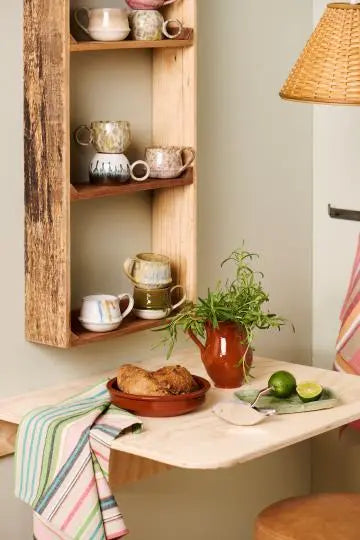 Krus m/hank Vallvik jordnære toner m/blå løbeglasur